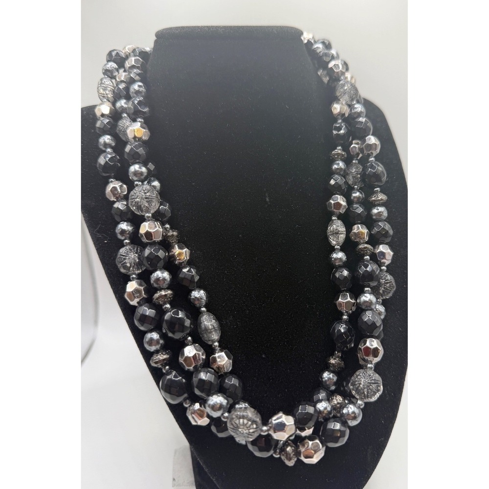 Vintage Blackโ Beaded Necklace 3 Strand Silver Tone Faceted Beads 19โ21"